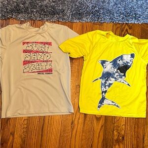 Rashguard Swimshirt bundle Surf Sand Skate & Shark Tee Shirts Boys 10/12 UPF +50